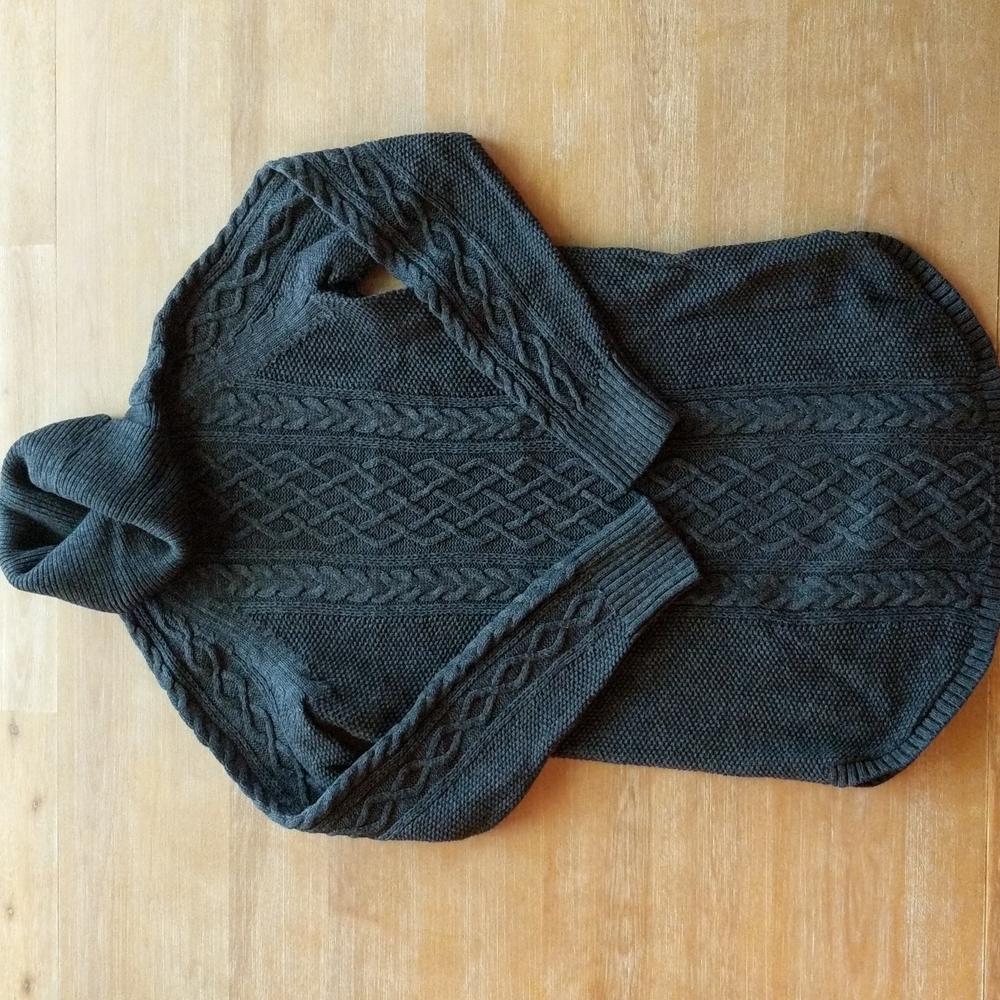 GAP maternity Small dark gray sweater LIKE NEW